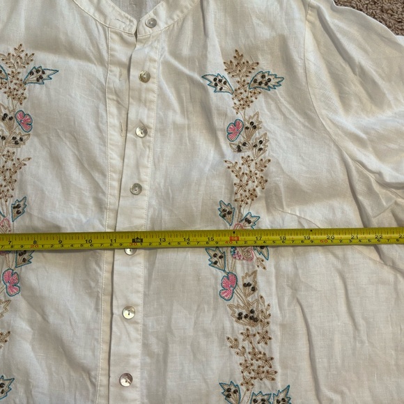 Women’s White Linen Shirt - Picture 5 of 5